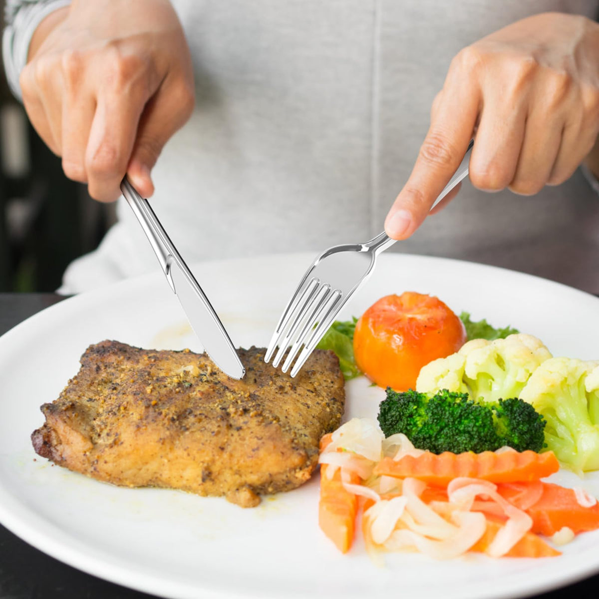 Dealusy 100 Count Heavy Duty Silver Plastic Forks Disposable, BPA-Free, Heat Resistant, Solid and Durable Premium Plastic Disposable Forks for Party Supply
